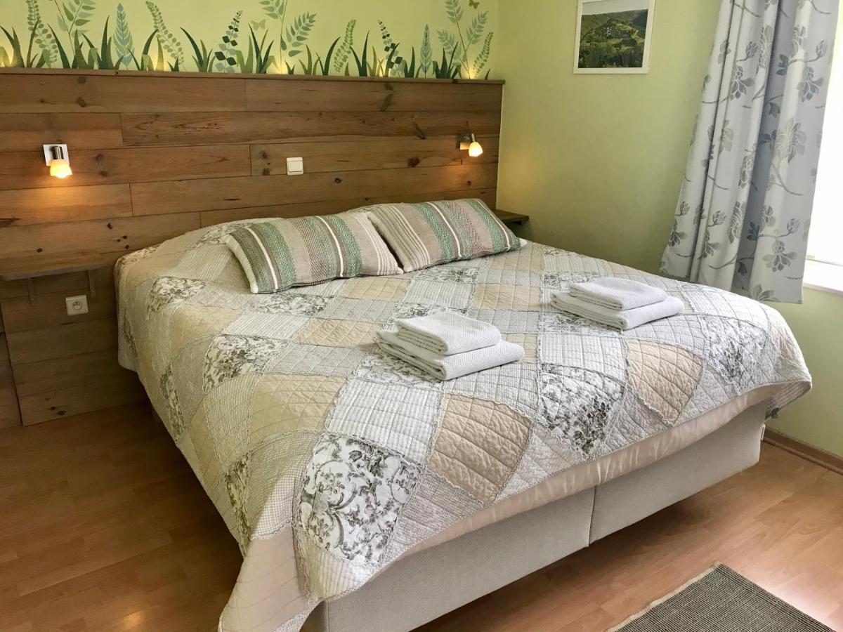 Taos B&B Vresse-sur-Semois Exterior photo
